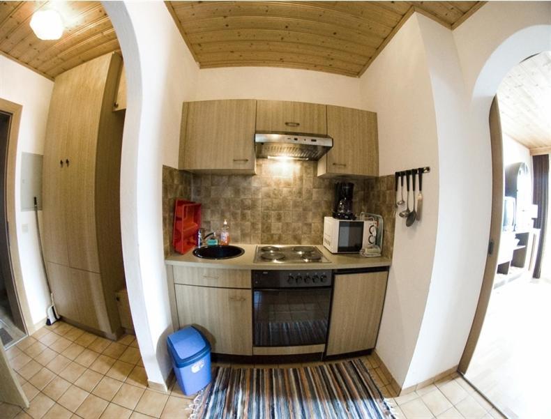 Ferienwohnung Moser Am See Millstatt Oda fotoğraf