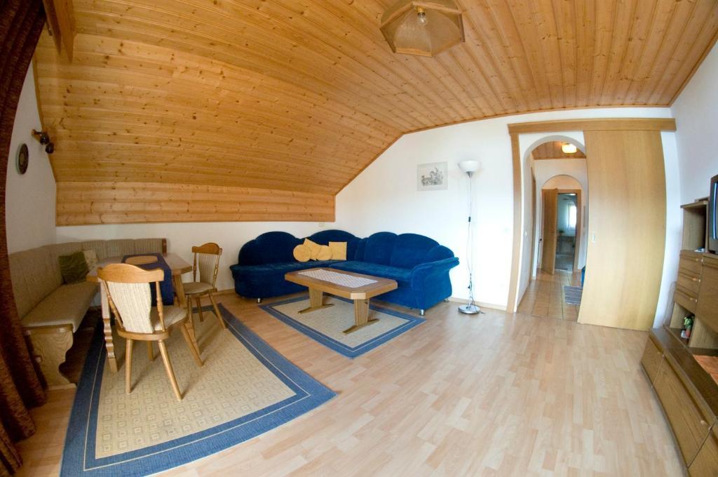 Ferienwohnung Moser Am See Millstatt Oda fotoğraf