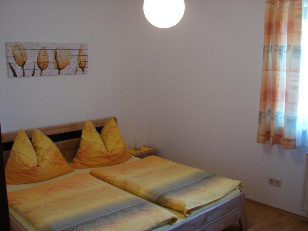 Ferienwohnung Moser Am See Millstatt Oda fotoğraf